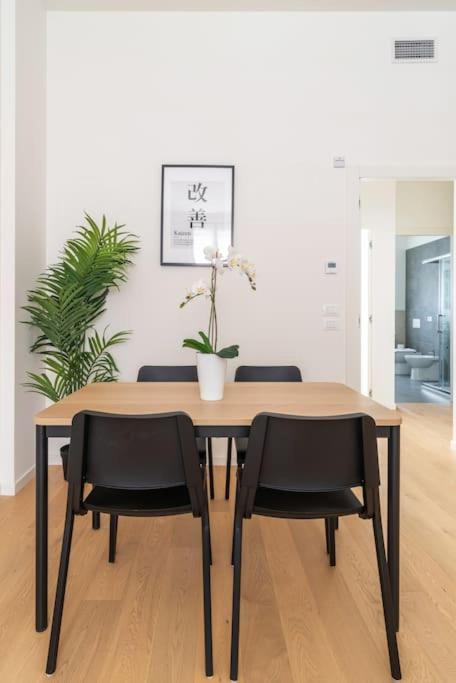 Kaizen House - Bilocale De Angeli Apartment Milan Luaran gambar